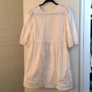 WAYF White, Cotton, Backless Mini Dress with elastic puff sleeves, Size M